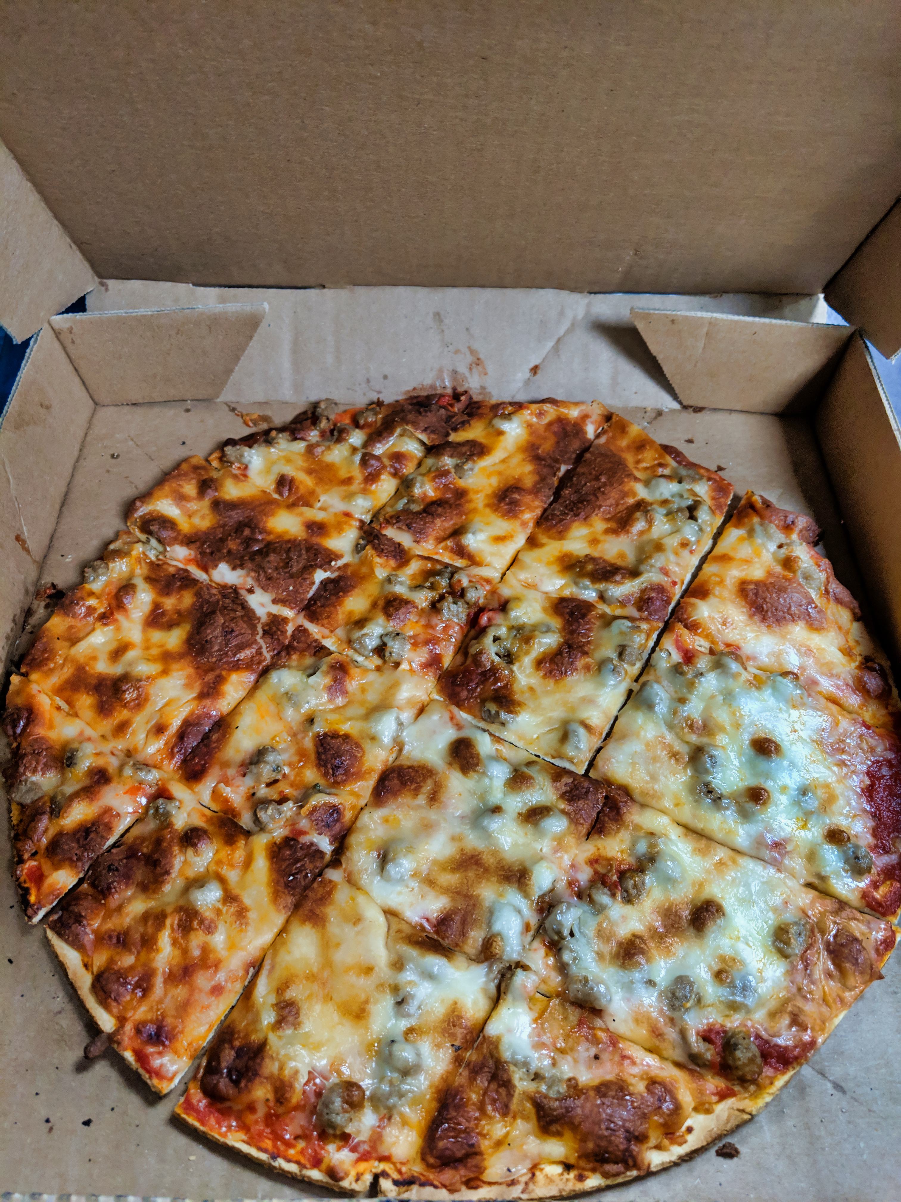 St. Louis–style pizza